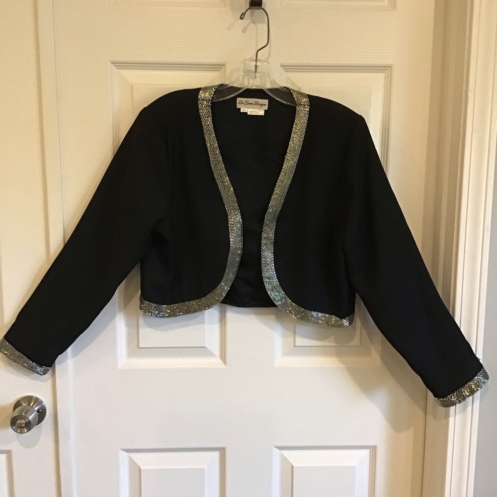 Vintage black long sleeve shrug with silver trim, size XS